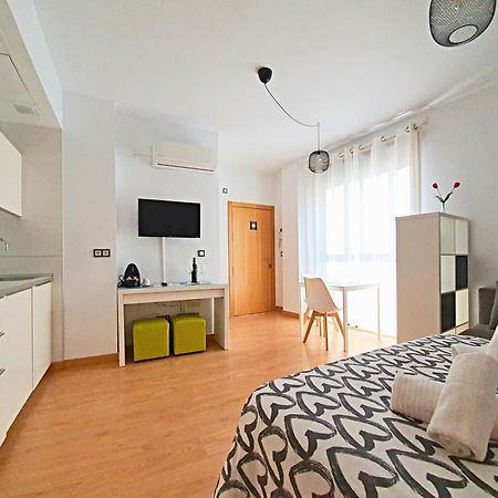 Precioso Estudio Con Piscina Málaga Eksteriør bilde