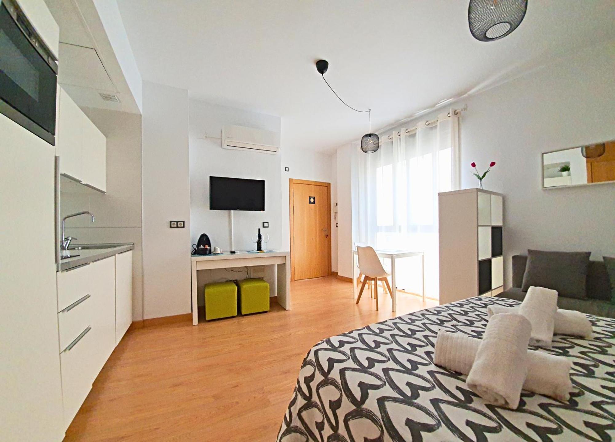 Precioso Estudio Con Piscina Málaga Eksteriør bilde